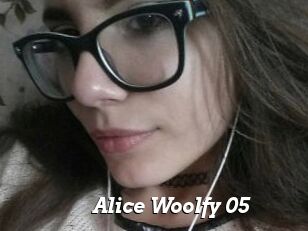 Alice_Woolfy_05