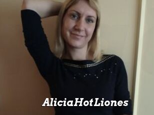 AliciaHotLiones