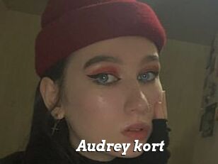 Audrey_kort