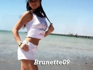 Brunette09