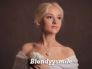 Blondyysmile
