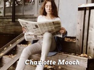 Charlotte_Mooch