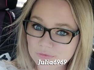 Julia6969