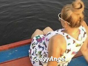 LadyyAngel