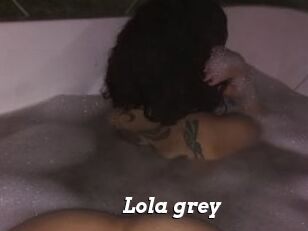 Lola_grey
