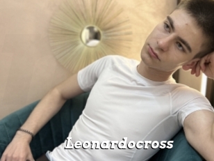 Leonardocross