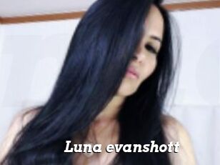 Luna_evanshott