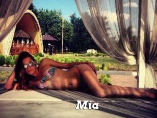 Mia