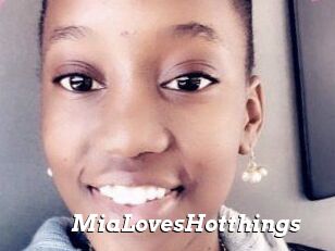 MiaLovesHotthings