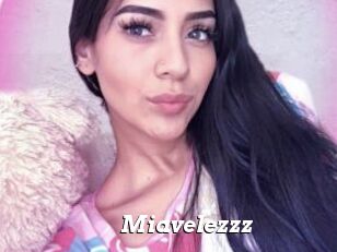 Miavelezzz