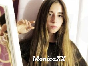 MonicaXX