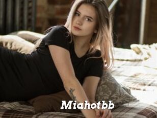 Miahotbb