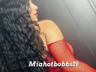 Miahotbobbs19