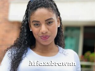 Miaxxbrawnn