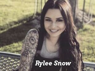 Rylee_Snow