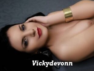Vickydevonn